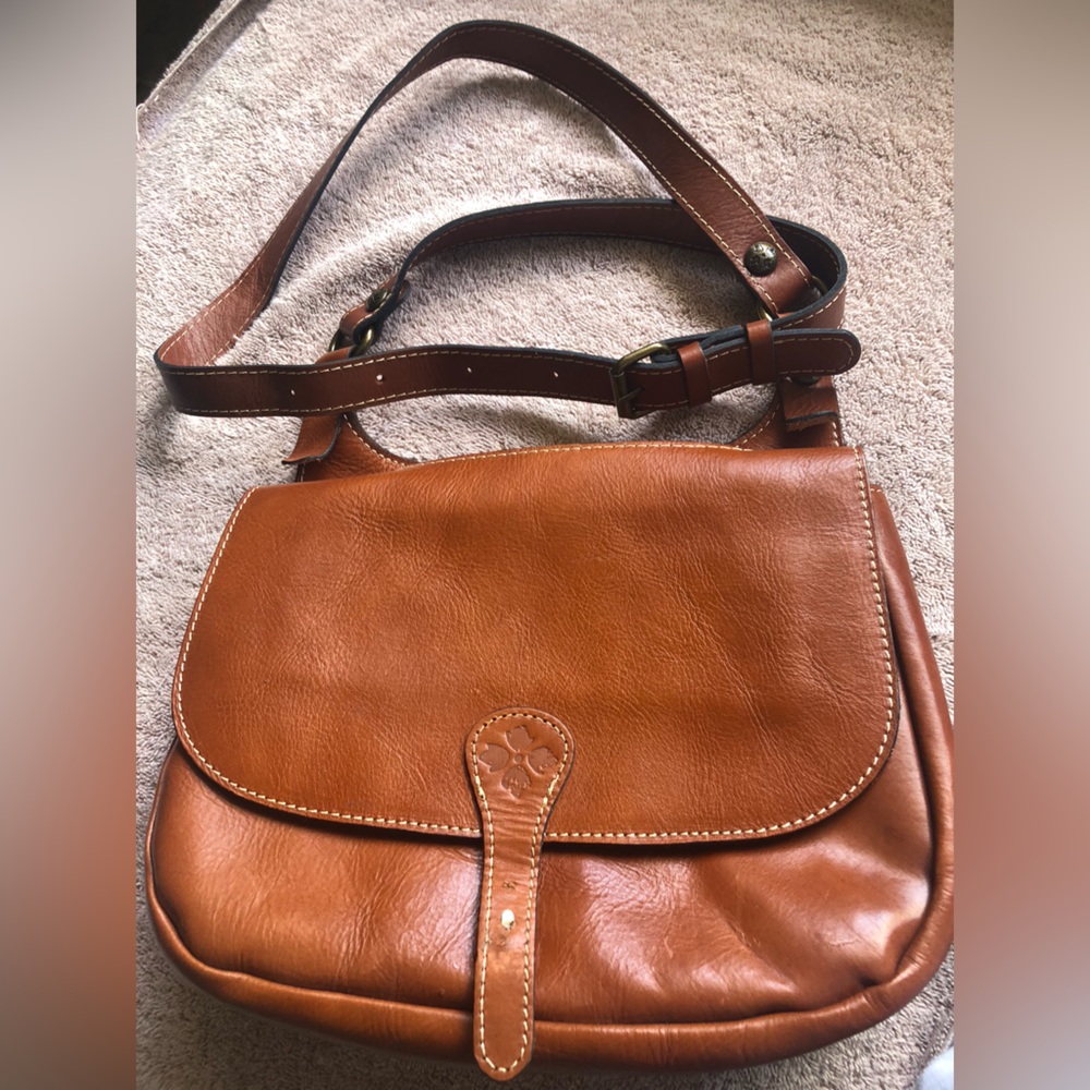 Patricia Nash … Brown leather shoulder bag